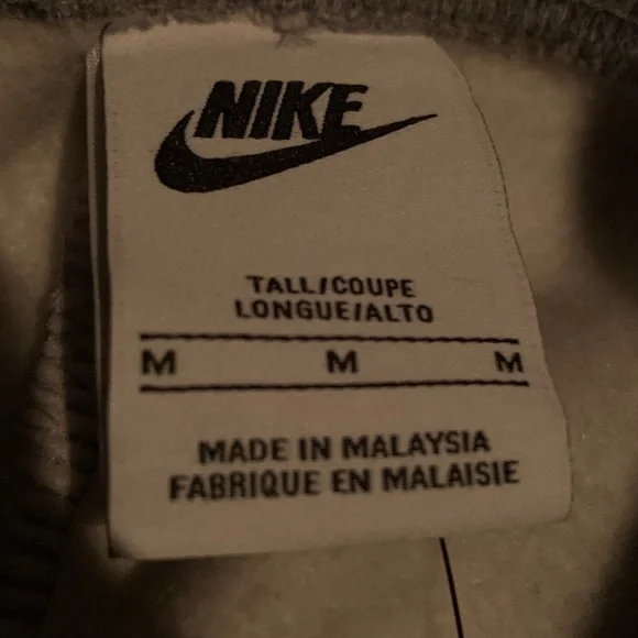 Nike Sportswear Phoenix
Fleece High-Waisted
Wide-Leg Sweatpants - Picture 12 of 14